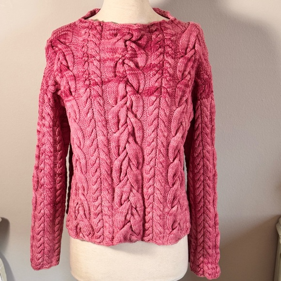 Handmade Chunky Knit Sweater - Picture 2 of 10
